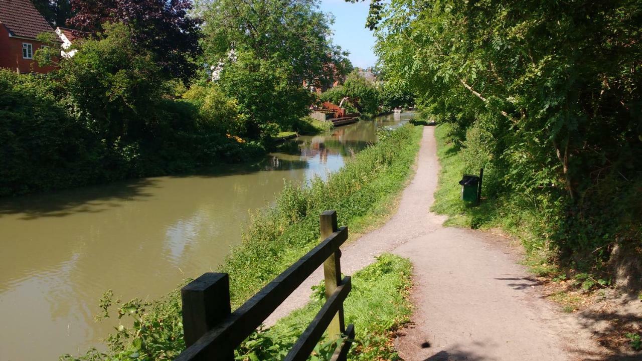 Eastfield Cottages Devizes Luaran gambar